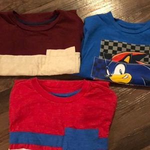 Boys size 8 short sleeve tees